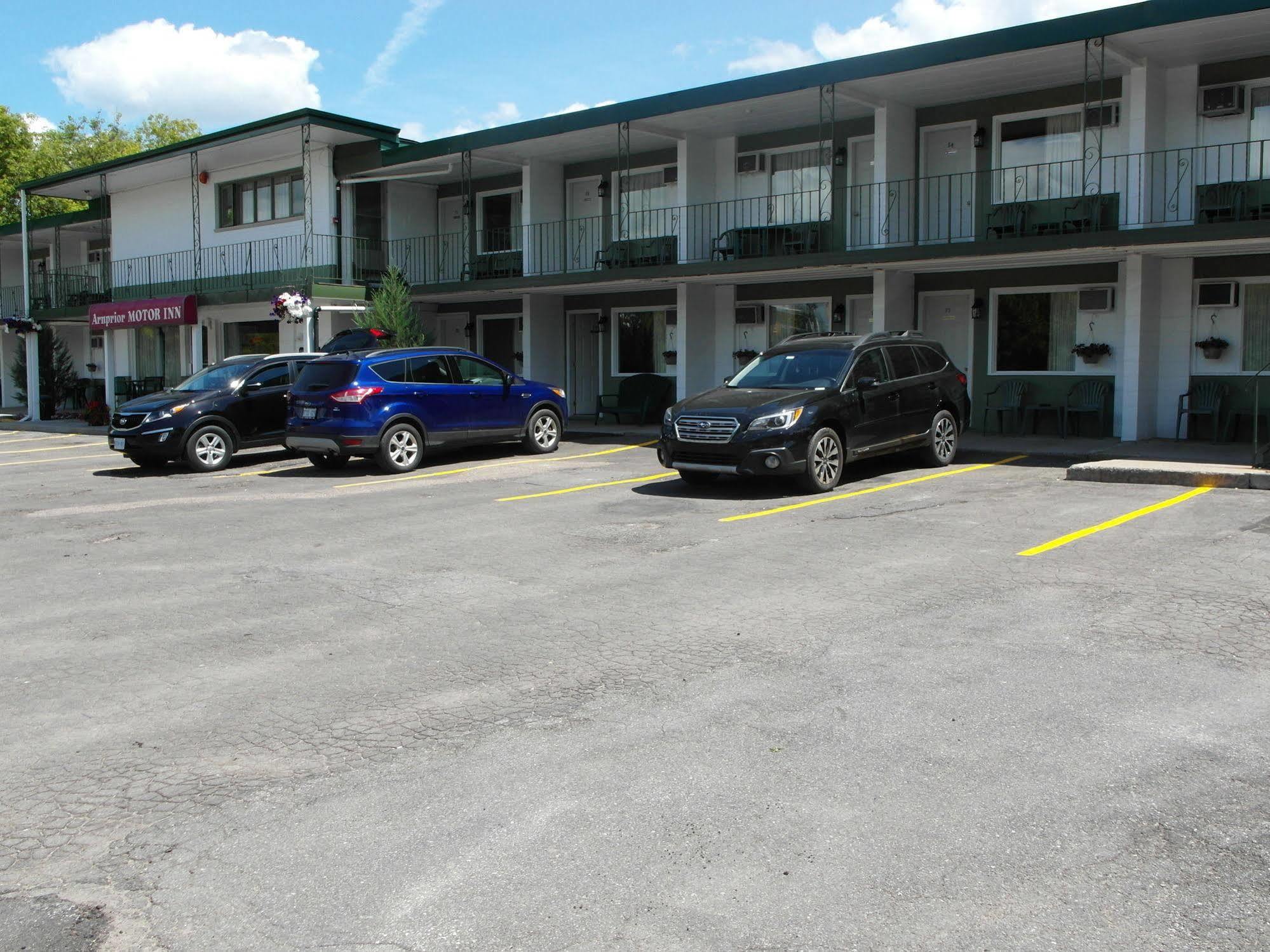 Arnprior Motor Inn Luaran gambar